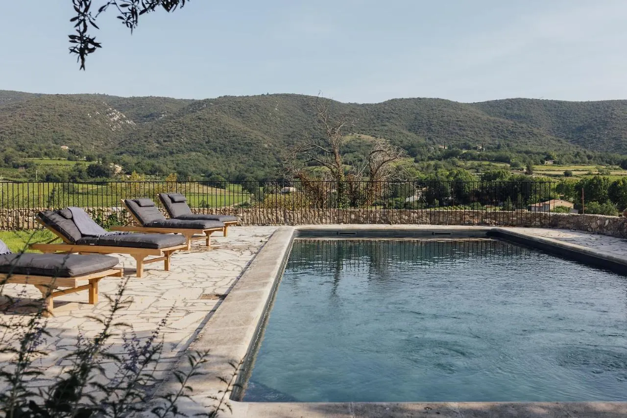 Le Pavadou B&B Methamis Bed & Breakfast